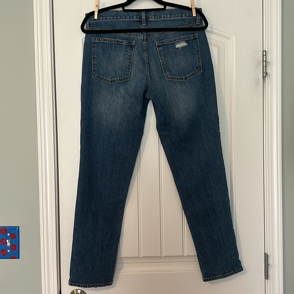 Size 28 Gap Girlfriend Jeans - Picture 2 of 4